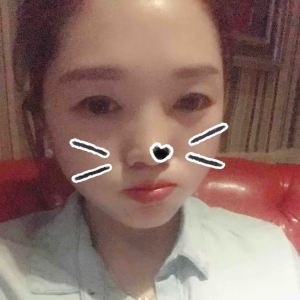 小蝴蝶语琴