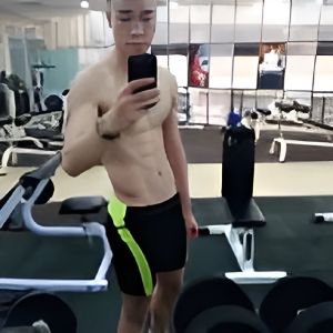 须封飞翰