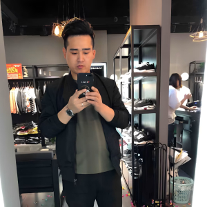 声如洪钟