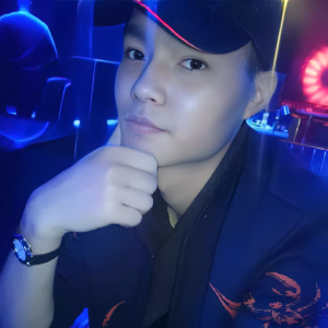 思溪风姿绰约