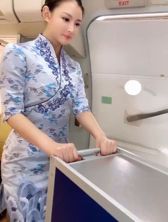 video-poster